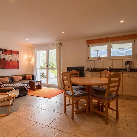 Canadian Corner 公寓 *