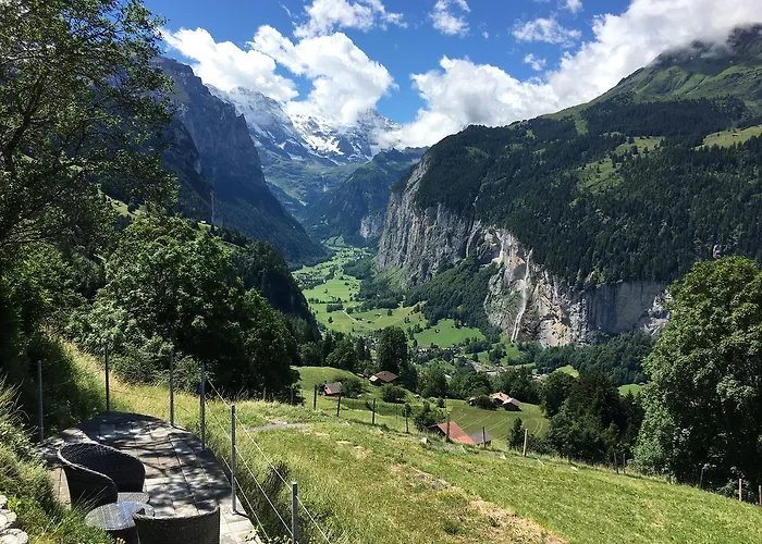 Canadian Corner 아파트